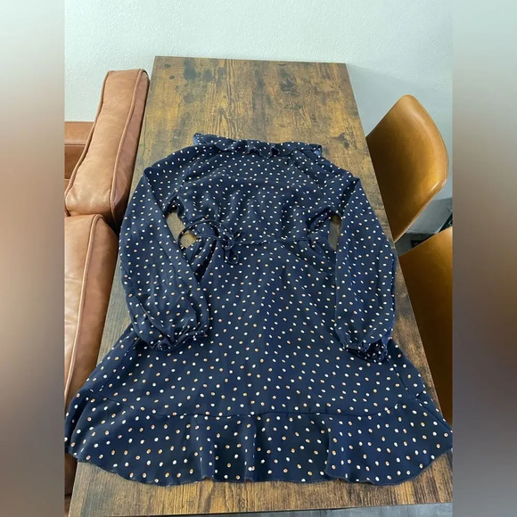 f21 blue wrap dress with orange polka dots ruffle trim - Picture 12 of 13